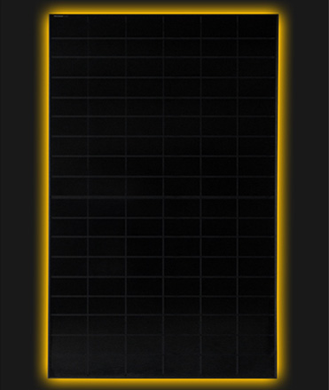 Modulo BC Full Black con bagliore giallo su sfondo nero