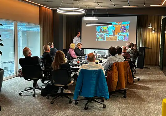 Meeting Kunden im Factory One Future Campus